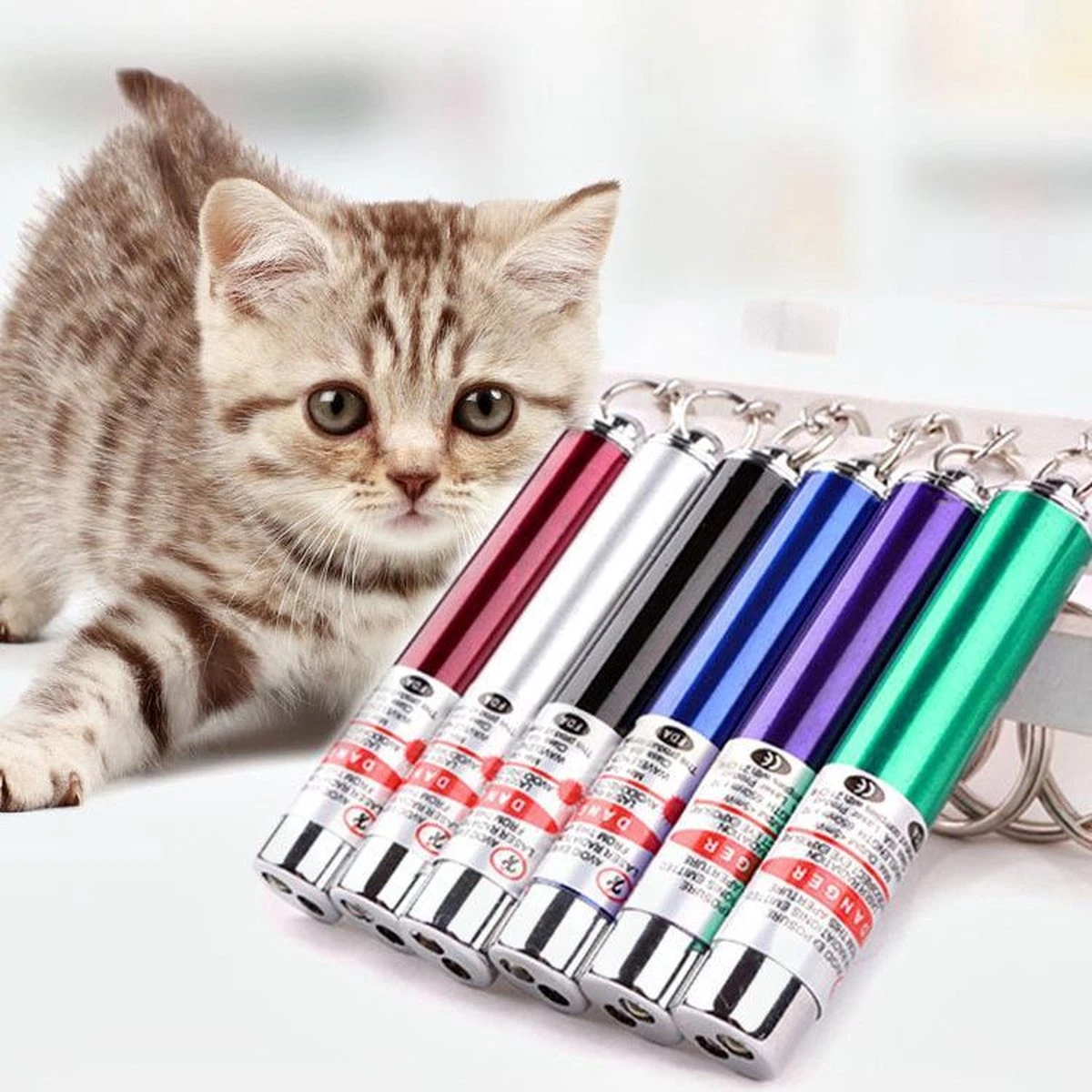 Merkloos 2 In 1 - Laserlampje Voor Katten - Kattenspeelgoed - + Mini Zaklamp 4 Merkloos 2 In 1 - Laserlampje Voor Katten - Kattenspeelgoed - + Mini Zaklamp - Afbeelding 4
