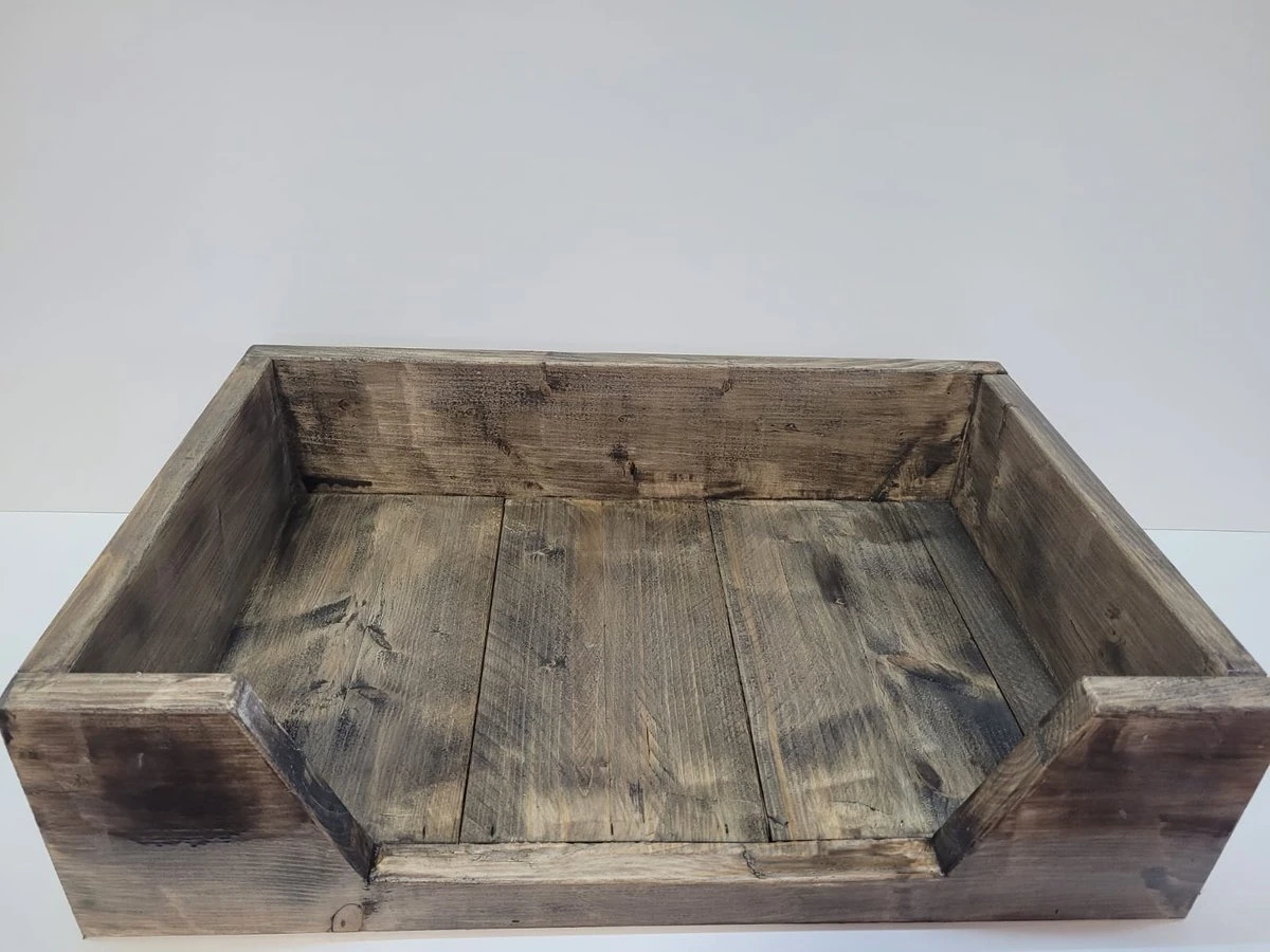 Hondenmand- Steigerhout 1 Hondenmand- Steigerhout